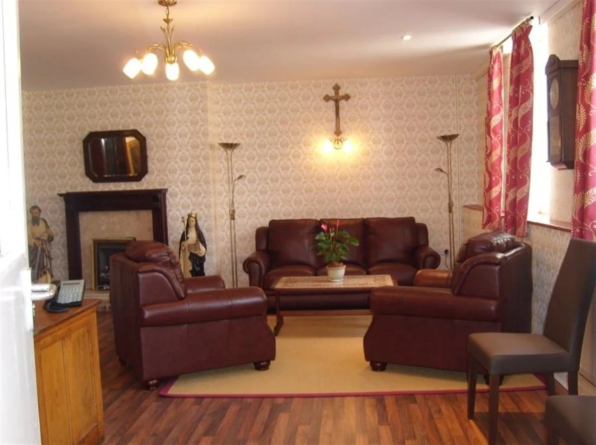 Guest lounge